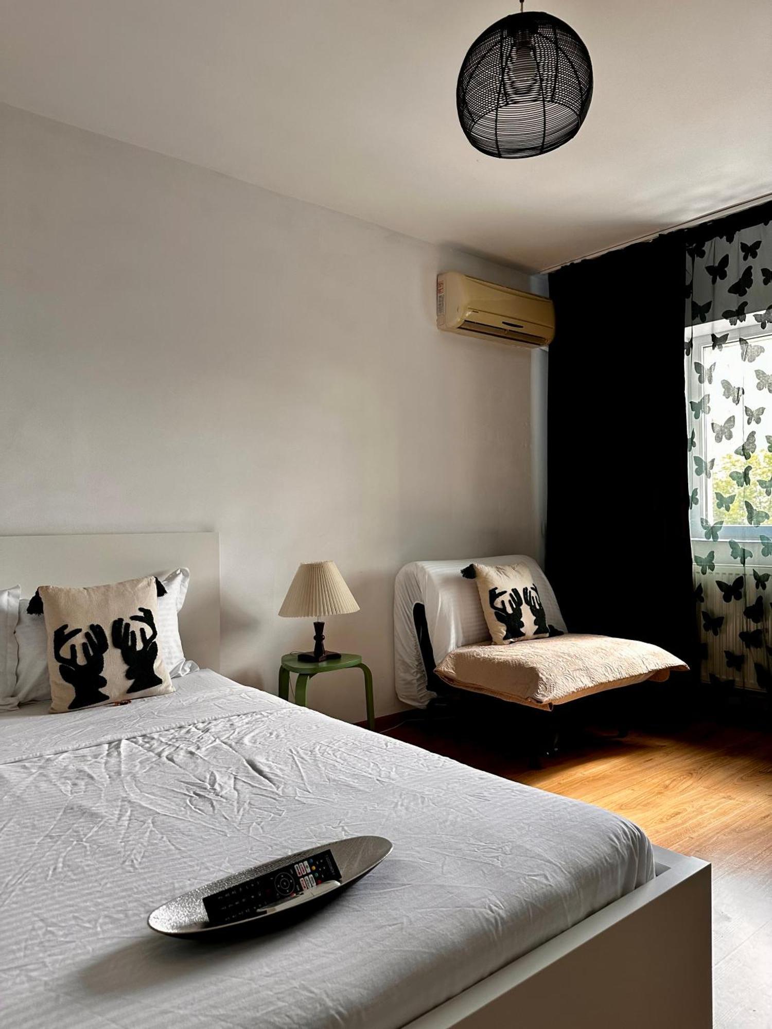 Romantic Charm, Spa, Free Early Check-In Bucharest Luaran gambar