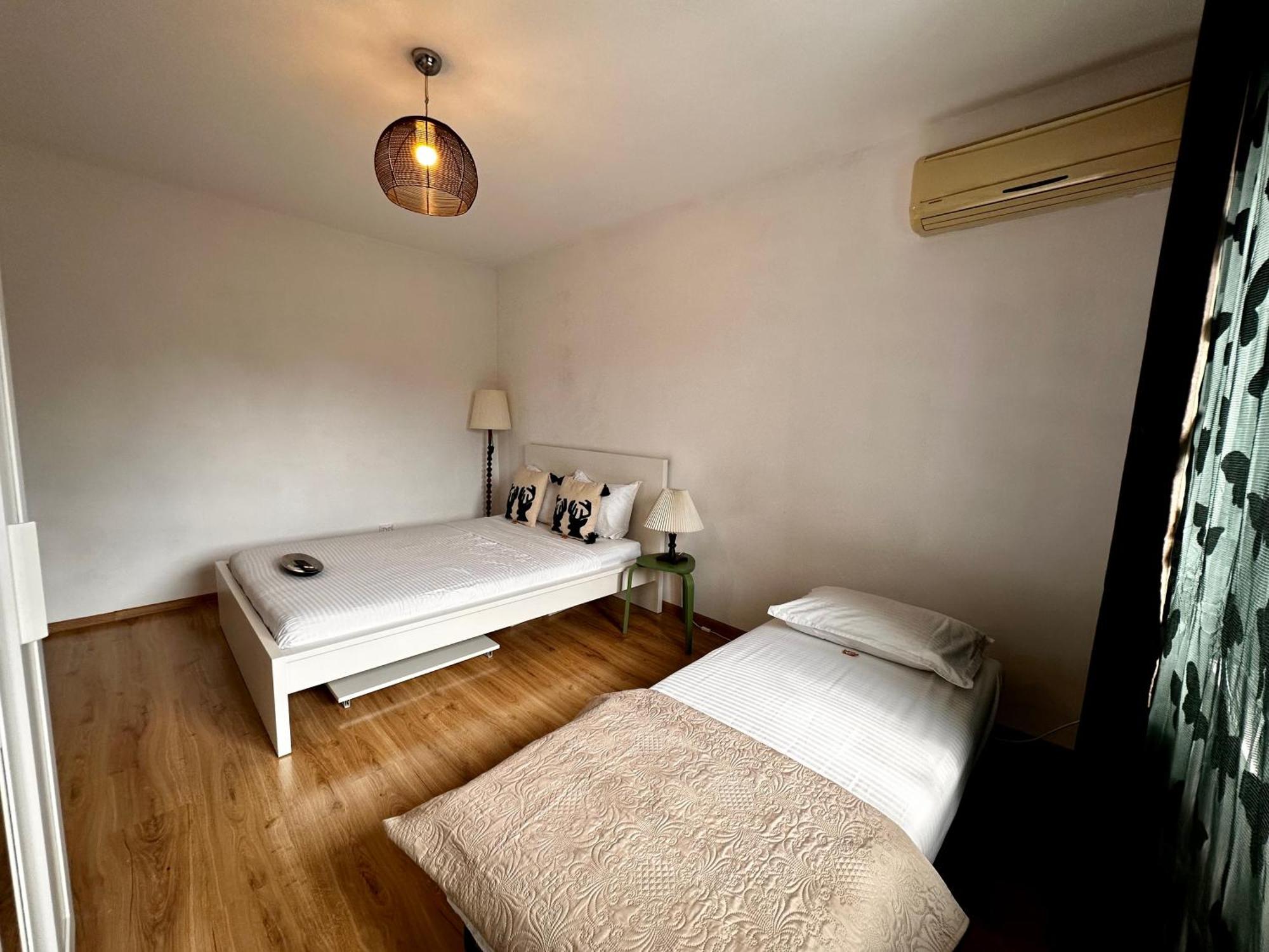 Romantic Charm, Spa, Free Early Check-In Bucharest Luaran gambar